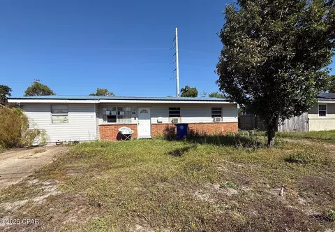 2504 W 21st St, Panama City, FL 32405