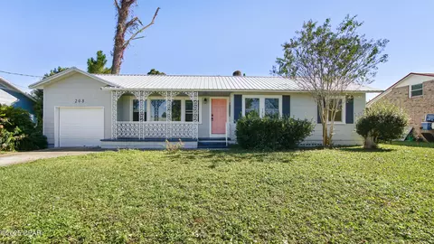 208 N Macarthur Ave, Panama City, FL 32401