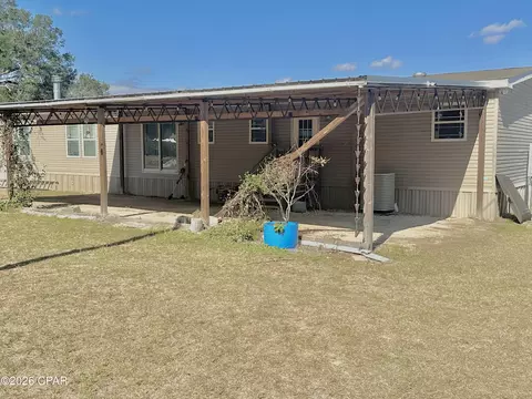 Exterior - 4584 Dunaway Rd, Bascom, FL 32423 photo 7 of 9
