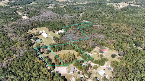 3753 Bunyon Dr, Chipley, FL 32428