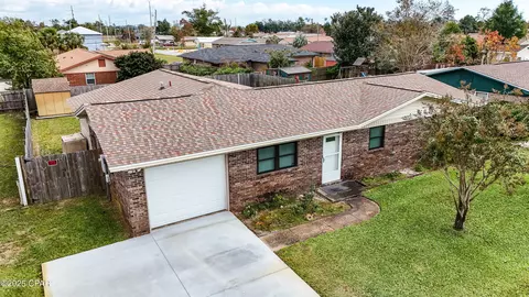 107 S Charlene Dr, Callaway, FL 32404