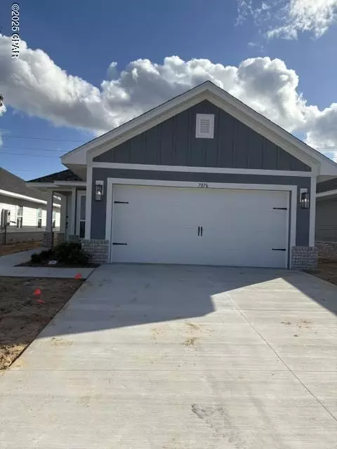 7076 Traditions Drive Dr, Panama City, FL 32404