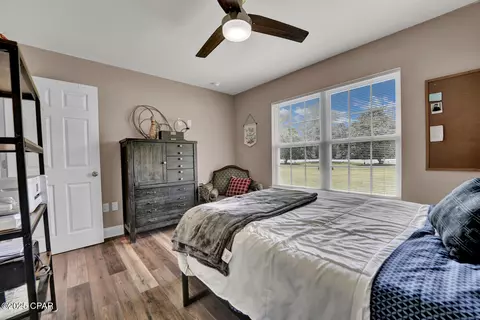 Bedroom - 1264 Plum Ave, Chipley, FL 32428 photo 4 of 4