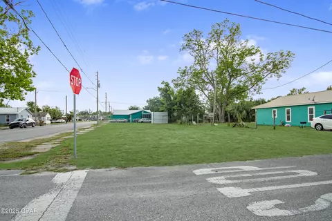 524 Martin Luther King Blvd, Port St Joe, FL 32456