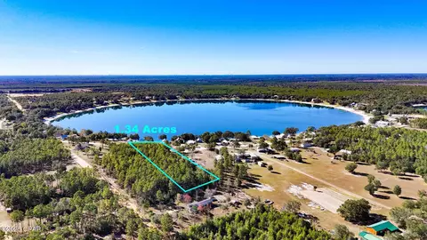 3457 Crystal Lake Dr, Chipley, FL 32428