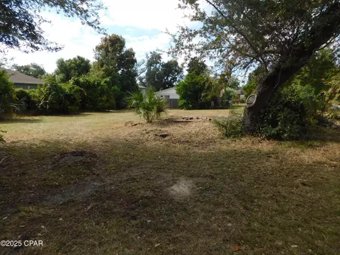 823 State Ave, Panama City, FL 32401