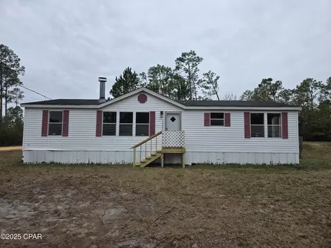 17501 Azalea St, Fountain, FL 32438