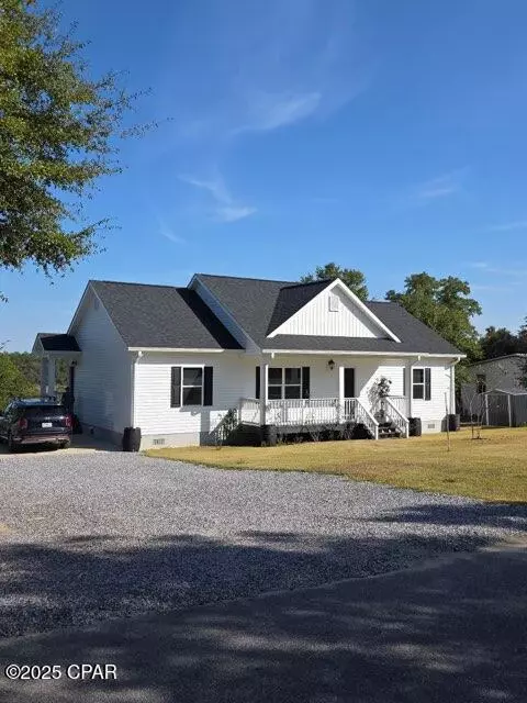 3457 Quail Ridge Dr, Chipley, FL 32428