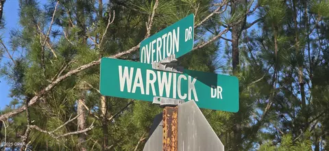 000 Warwick Dr, Chipley, FL 32428 photo 2