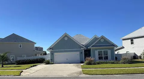 123 Moonraker Cir, Panama City Beach, FL 32407