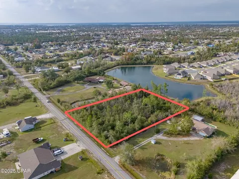 000 E 24th St, Lynn Haven, FL 32444