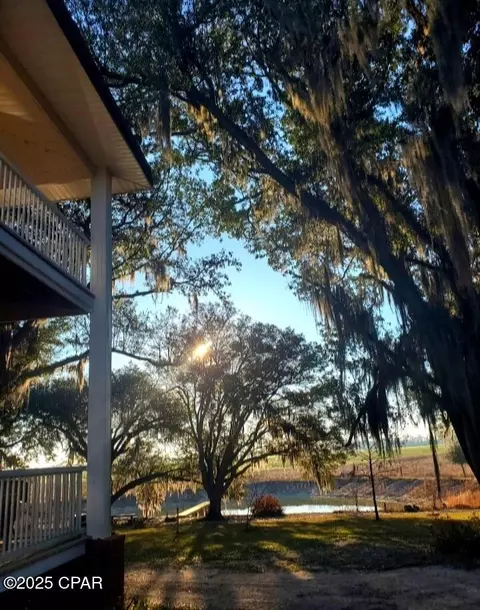 Exterior - 4686 Dunaway Rd, Bascom, FL 32423 photo 27 of 31