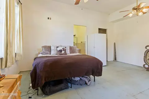 Bedroom - 4686 Dunaway Rd, Bascom, FL 32423 photo 2 of 4