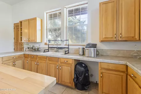 Kitchen - 4686 Dunaway Rd, Bascom, FL 32423 photo 2 of 5
