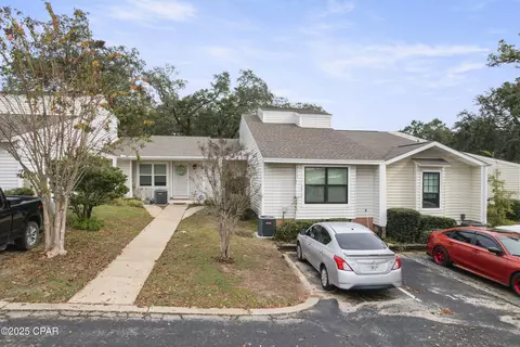 2026 Baker Ct #15, Panama City, FL 32401