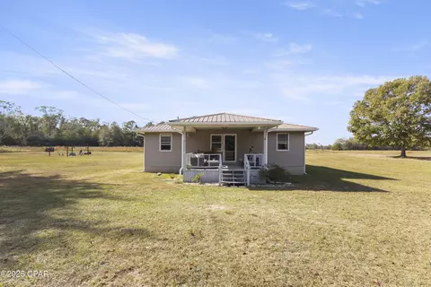 1988 Orange Hill Rd, Chipley, FL 32428