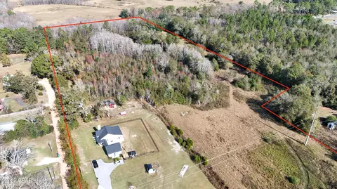 908 N Caryville Rd, Bonifay, FL 32425
