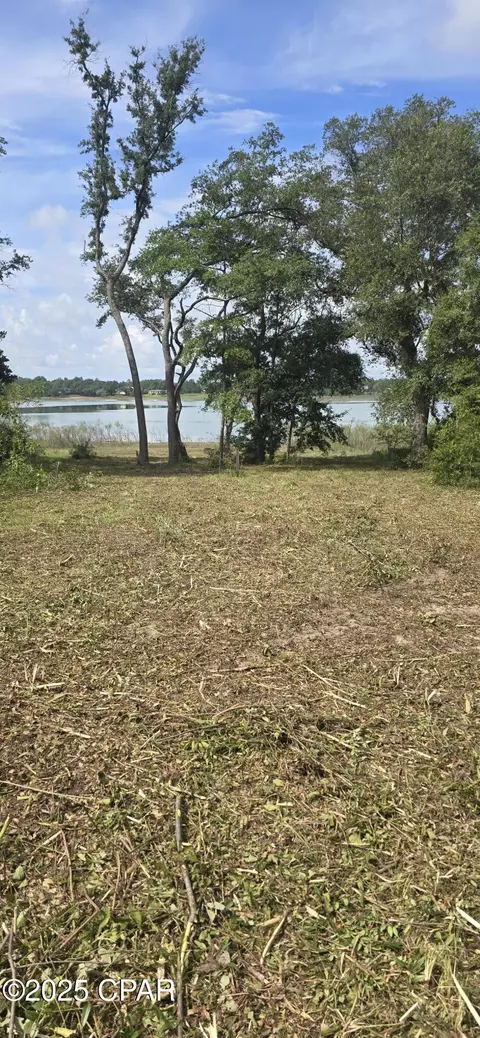 0 Ambassador Ct, Chipley, FL 32428