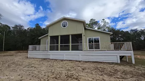 632 Carver Cir, Alford, FL 32420
