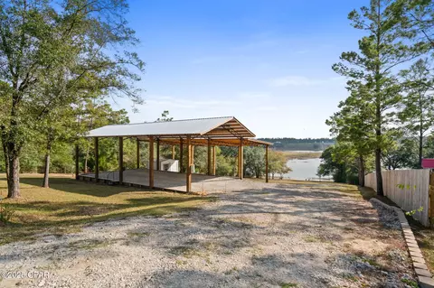 View/Area - 2759 Rolling Pines Rd, Chipley, FL 32428 photo 8 of 11