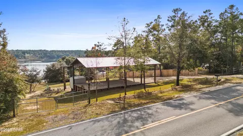 View/Area - 2759 Rolling Pines Rd, Chipley, FL 32428 photo 7 of 11