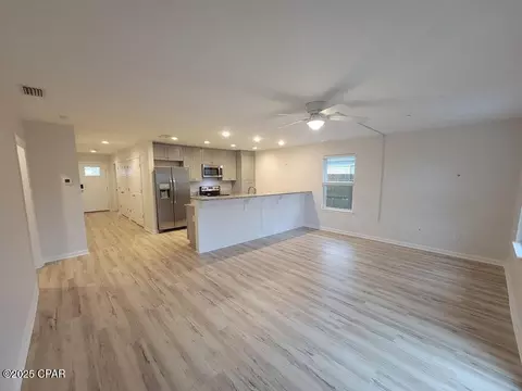2512 Shady Oak Ct, Panama City, FL 32408