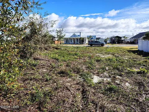407 California Ave, Mexico Beach, FL 32456
