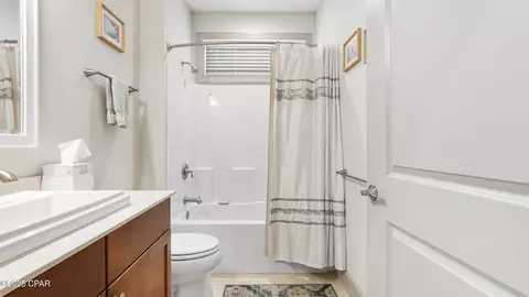 Bath - 173 Martingale Loop, Lynn Haven, FL 32444 photo 3 of 4
