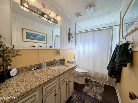 Bath - 5459 Highway 2, Bascom, FL 32423 photo 4 of 4