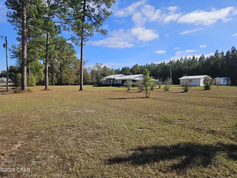 Exterior - 5459 Highway 2, Bascom, FL 32423 photo 10 of 17