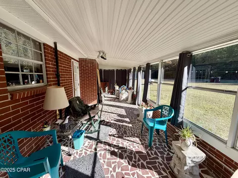 Exterior - 5459 Highway 2, Bascom, FL 32423 photo 1 of 17