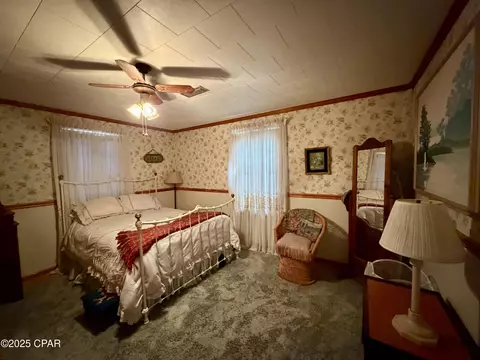 Bedroom - 5459 Highway 2, Bascom, FL 32423 photo 2 of 3