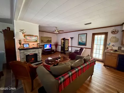 Living - 5459 Highway 2, Bascom, FL 32423 photo 2 of 3