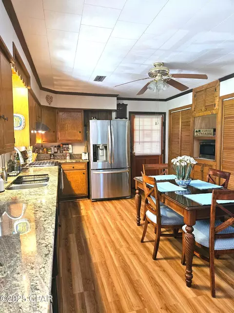 Kitchen - 5459 Highway 2, Bascom, FL 32423 photo 1 of 6