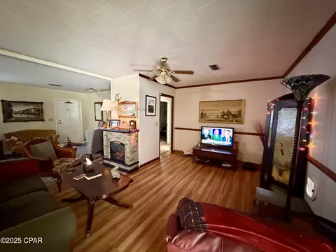 Living - 5459 Highway 2, Bascom, FL 32423 photo 3 of 3