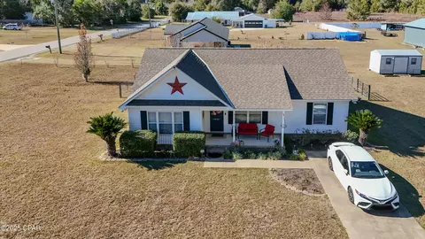11086 NW Faircloth Rd, Bristol, FL 32321