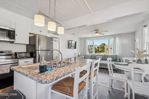 1114 Mckenzie Ave, Panama City, FL 32401