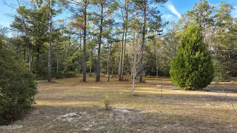 Exterior - 1556 Cherry St, Ponce De Leon, FL 32455 photo 7 of 7