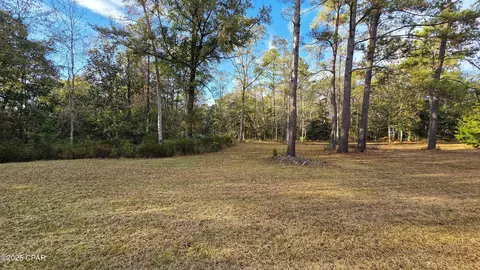 Exterior - 1556 Cherry St, Ponce De Leon, FL 32455 photo 6 of 7
