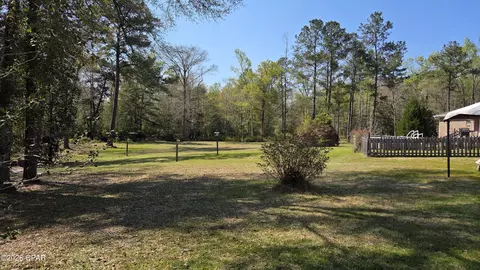 Exterior - 1556 Cherry St, Ponce De Leon, FL 32455 photo 5 of 7