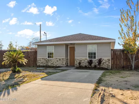 133 Kilbourn Ave, Panama City, FL 32401