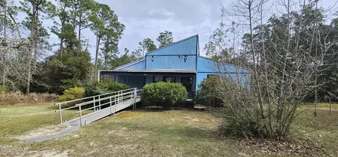 1127 Highlands Cir, Alford, FL 32420