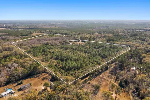 2539 Davids Rd, Vernon, FL 32462