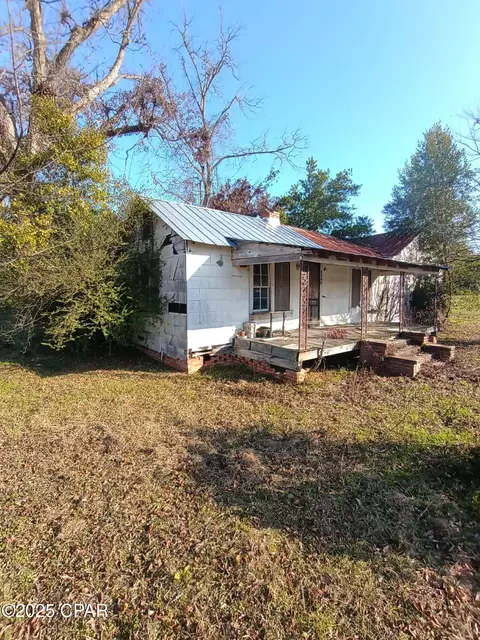 5176 Albernathy St, Greenwood, FL 32443