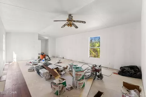 2122 W 29th St, Panama City, FL 32405