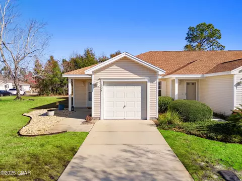 3024 Meadow St, Lynn Haven, FL 32444