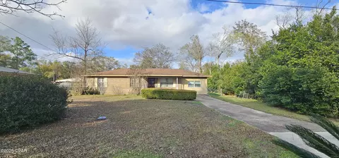 5114 Knapp St, Greenwood, FL 32443