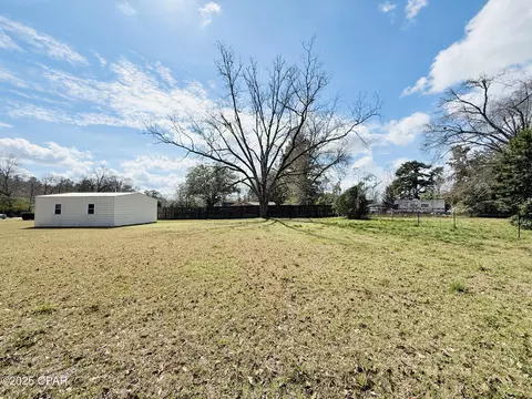 876 S 8th St, Chipley, FL 32428 photo 1