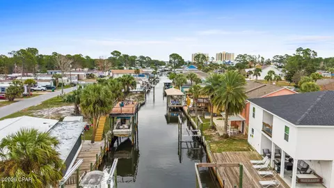 6590 Harbour Blvd, Panama City Beach, FL 32407
