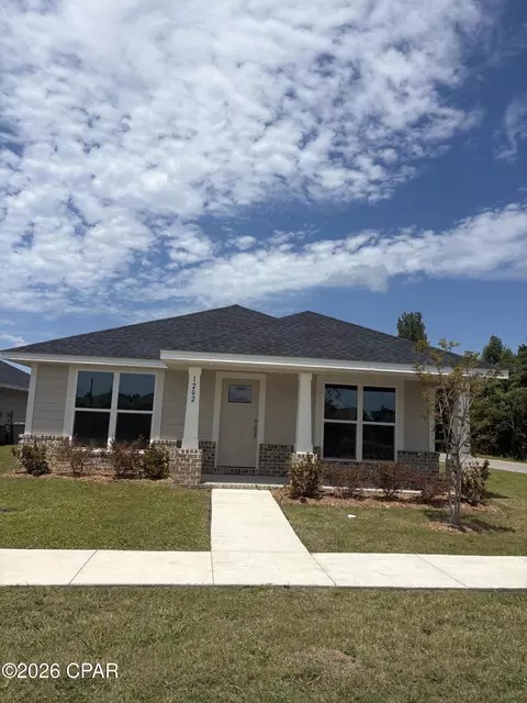1202 Primrose Ln, Panama City, FL 32404